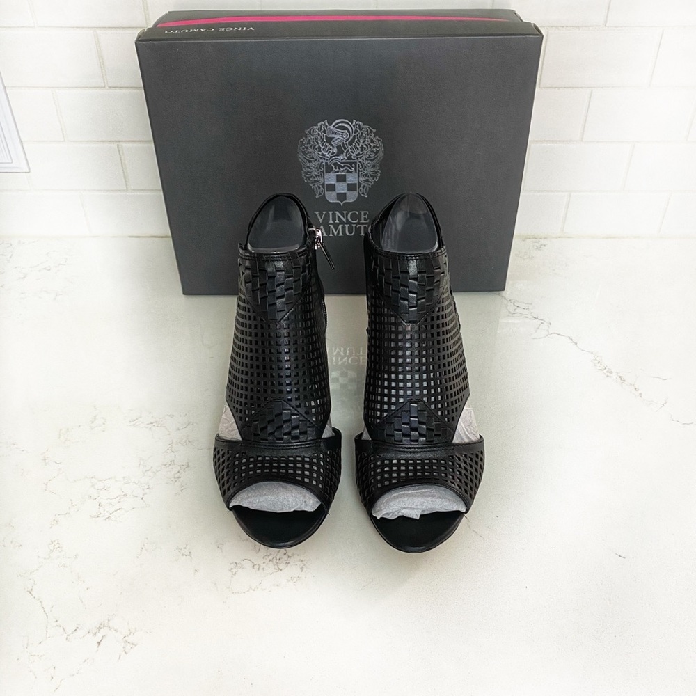 Vince camuto heel sandal
